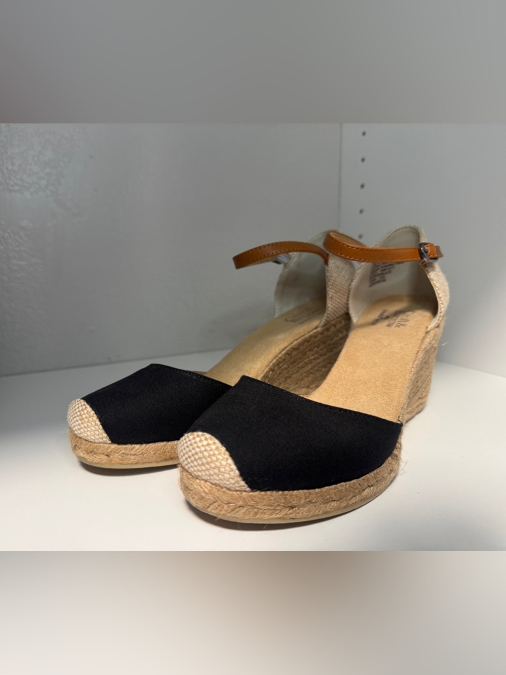 croft & barrow Black and Tan Espadrille Wedge Sandals